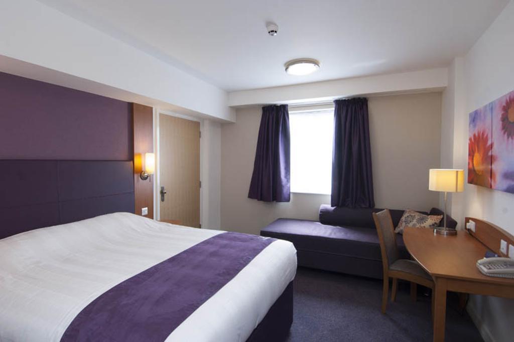 Premier Inn Portishead Exterior foto